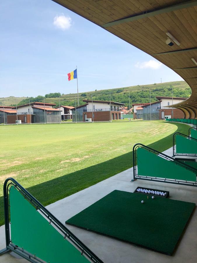 Hotel Theodora Golf Club Alba Iulia Exterior foto