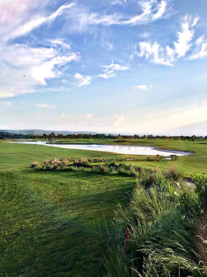 Hotel Theodora Golf Club Alba Iulia Exterior foto